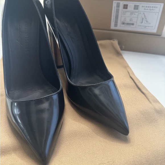 Burberry Black Heels with Signature Checkered Block Heel - Picture 10 of 14